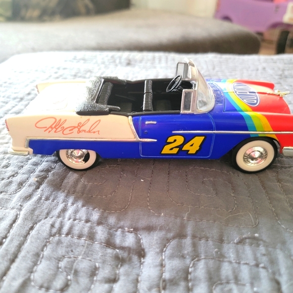 racing champions | Accents | Jeff Gordon 955 Chevy Convertible Dupont ...